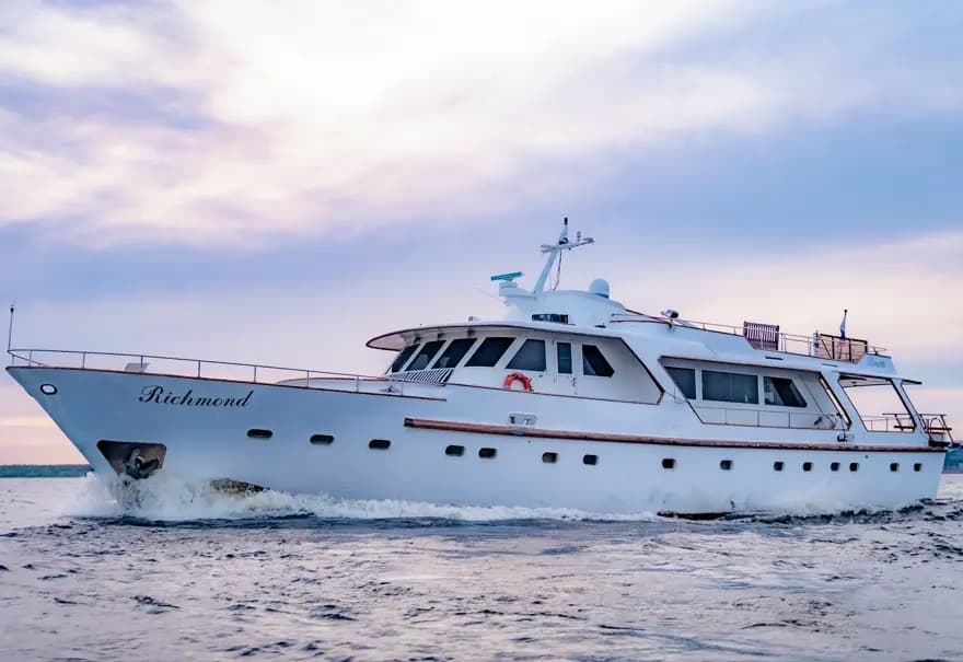Benetti 92-photo
